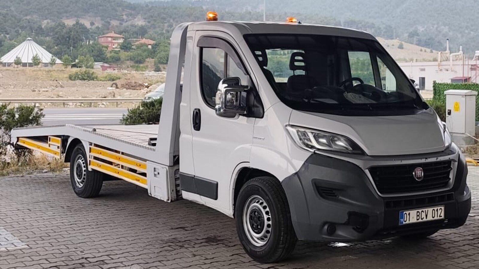 Pozantı Kurtarıcı sıfır zeminli çekici aracı